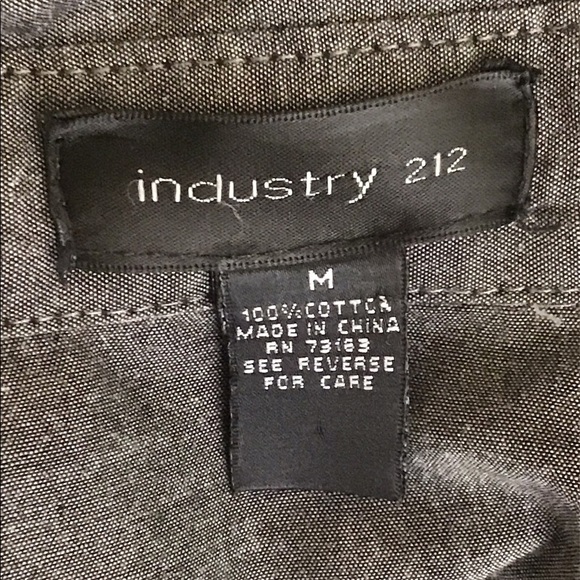 Industry 212 Grey Pleated Button Down Shirt, M, EUC - Picture 5 of 5